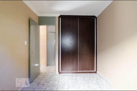 Quarto 3 de apartamento para alugar com 3 quartos, 70m² em Conjunto Residencial Souza Queiroz, Campinas