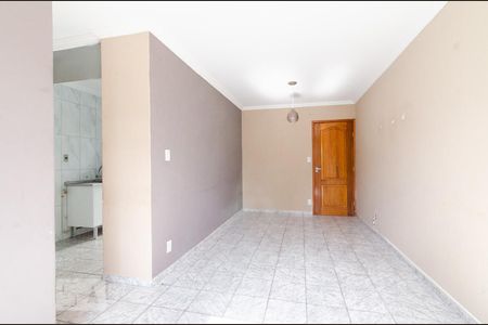 Sala de apartamento para alugar com 3 quartos, 70m² em Conjunto Residencial Souza Queiroz, Campinas