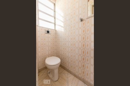 Apartamento para alugar com 68m², 2 quartos e 1 vaga Apartamento para alugar com 68m², 2 quartos e 1 vagaBanheiro de Serviço