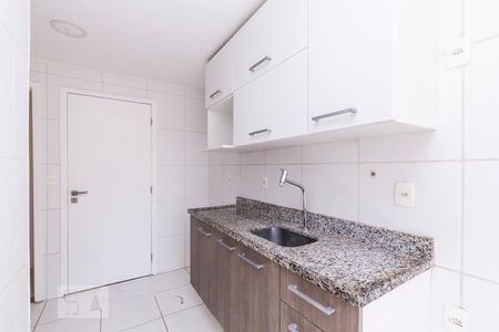 Apartamento à venda com 102m², 3 quartos e 2 vagasCozinha
