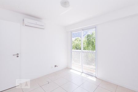 Apartamento à venda com 102m², 3 quartos e 2 vagasQuarto 2