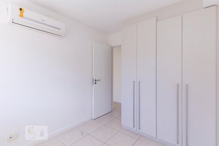 Apartamento à venda com 102m², 3 quartos e 2 vagasQuarto 3