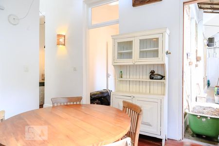 Apartamento para alugar com 90m², 2 quartos e sem vagaSala