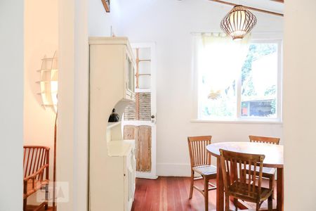 Apartamento para alugar com 90m², 2 quartos e sem vagaSala