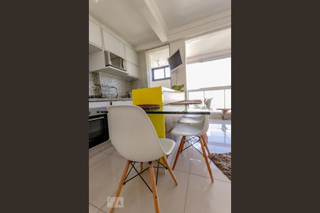 Sala de apartamento para alugar com 3 quartos, 74m² em Setor Bueno, Goiânia