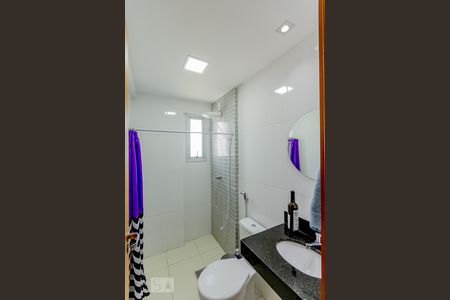 Apartamento para alugar com 66m², 2 quartos e 2 vagasBanheiro social