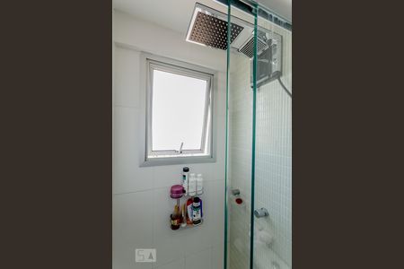 Apartamento para alugar com 66m², 2 quartos e 2 vagasBanheiro do quarto 1