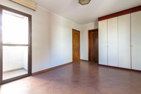 Apartamento à venda com 146m², 3 quartos e 2 vagas Apartamento à venda com 146m², 3 quartos e 2 vagasQuarto 3 - Suíte