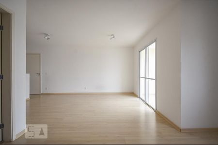 Sala de apartamento para alugar com 2 quartos, 68m² em Parque Reboucas, São Paulo