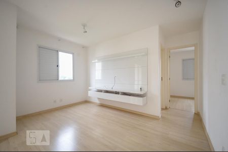 Sala de apartamento para alugar com 2 quartos, 68m² em Parque Reboucas, São Paulo