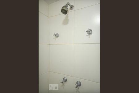 Apartamento para alugar com 68m², 2 quartos e 1 vaga Apartamento para alugar com 68m², 2 quartos e 1 vagaBanheiro da Suíte