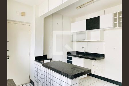 Apartamento à venda com 179m², 4 quartos e 1 vaga