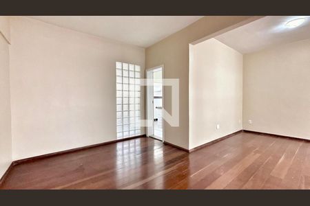 Apartamento à venda com 3 quartos, 179m² em Sion, Belo Horizonte