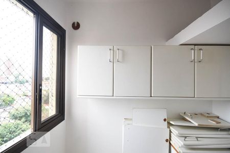 Quarto de Serviço de apartamento à venda com 3 quartos, 169m² em Jardim Leonor, São Paulo