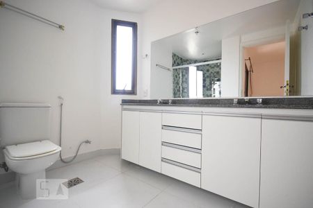 Banheiro Suíte 2 de apartamento à venda com 3 quartos, 169m² em Jardim Leonor, São Paulo