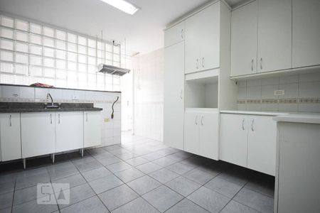 Apartamento à venda com 169m², 3 quartos e 3 vagas Apartamento à venda com 169m², 3 quartos e 3 vagasCozinha