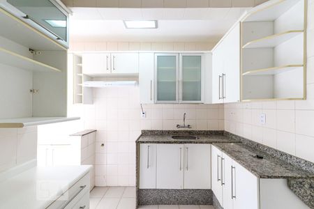 Apartamento à venda com 90m², 2 quartos e 1 vagaCozinha