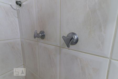 Apartamento à venda com 90m², 2 quartos e 1 vagaDetalhe banheiro