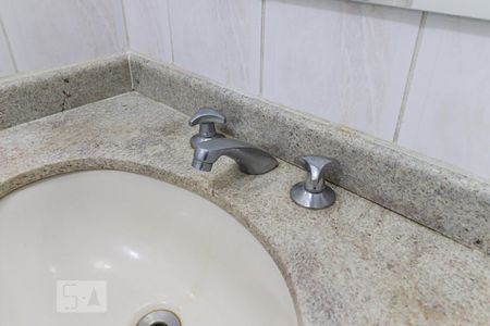 Apartamento à venda com 90m², 2 quartos e 1 vagaBanheiro - Torneira