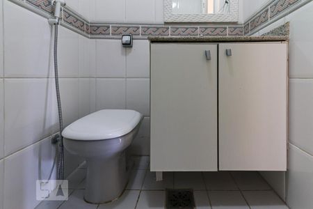 Apartamento à venda com 90m², 2 quartos e 1 vagaBanheiro Corredor