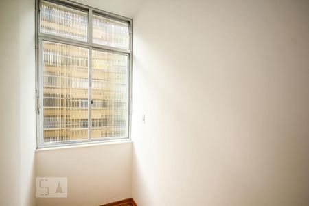 Quarto Extra Reversível  de kitnet/studio à venda com 1 quarto, 38m² em Copacabana, Rio de Janeiro