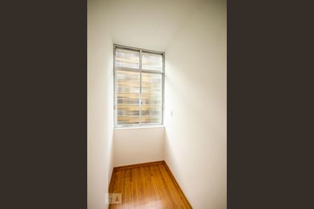 Quarto Extra Reversível  de kitnet/studio à venda com 1 quarto, 38m² em Copacabana, Rio de Janeiro