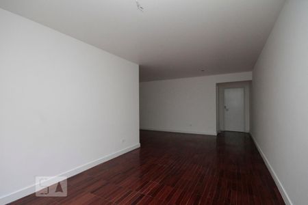 Apartamento para alugar com 135m², 3 quartos e 2 vagasSala