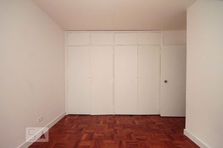 Apartamento para alugar com 135m², 3 quartos e 2 vagasQuarto 2
