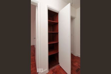 Apartamento para alugar com 135m², 3 quartos e 2 vagasArmário
