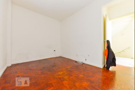 Sala de kitnet/studio para alugar com 1 quarto, 30m² em Perdizes, São Paulo