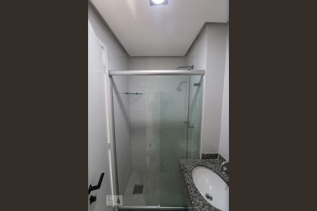 Banheiro social de apartamento à venda com 3 quartos, 160m² em Barra da Tijuca, Rio de Janeiro