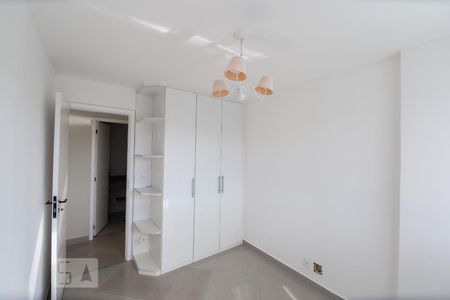 Quarto 1 de apartamento à venda com 3 quartos, 160m² em Barra da Tijuca, Rio de Janeiro
