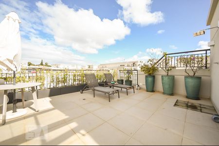 Apartamento para alugar com 125m², 1 quarto e 2 vagasCobertura