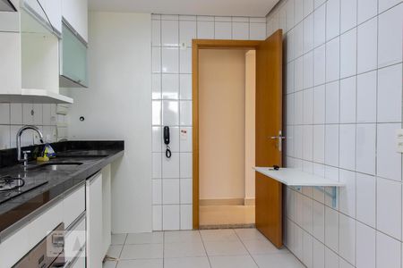 Apartamento para alugar com 98m², 3 quartos e 2 vagas Apartamento para alugar com 98m², 3 quartos e 2 vagasCozinha