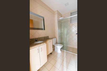 Apartamento à venda com 89m², 3 quartos e 1 vaga Apartamento à venda com 89m², 3 quartos e 1 vagaBanheiro 01