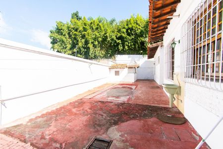 Casa para alugar com 441m², 5 quartos e 8 vagasÁrea de serviço