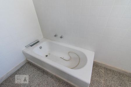 Casa para alugar com 441m², 5 quartos e 8 vagasQuarto 5