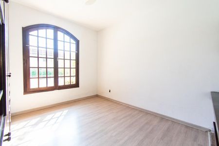 Casa para alugar com 441m², 5 quartos e 8 vagasQuarto 2