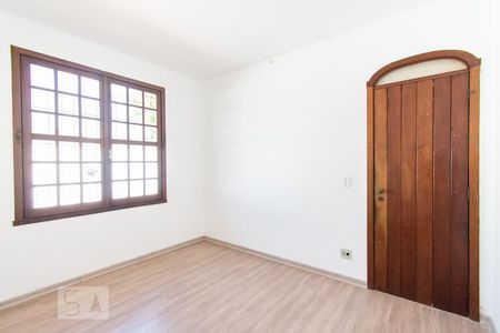 Casa para alugar com 441m², 5 quartos e 8 vagasQuarto 3