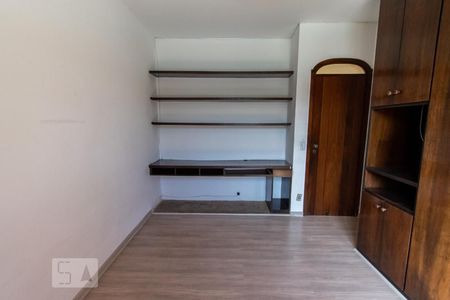 Casa para alugar com 441m², 5 quartos e 8 vagasQuarto 2