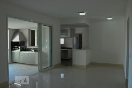 Sala de apartamento à venda com 3 quartos, 122m² em Tamboré, Santana de Parnaíba