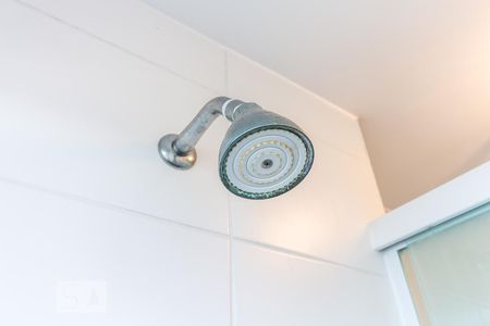 Apartamento para alugar com 54m², 2 quartos e 1 vagaDetalhe do Banheiro do Corredor