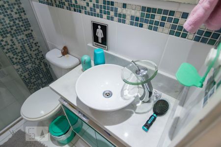Apartamento à venda com 69m², 3 quartos e 2 vagasBanheiro social (Pia)