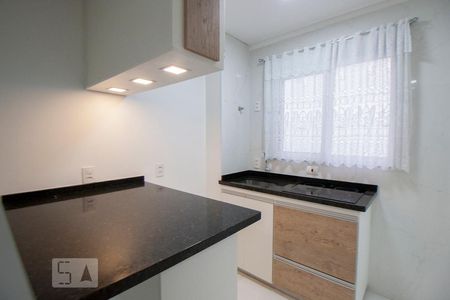 Cozinha de apartamento para alugar com 1 quarto, 45m² em Sé, São Paulo