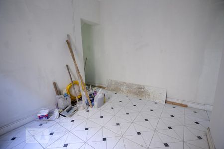 Casa para alugar com 200m², 2 quartos e 1 vaga Casa para alugar com 200m², 2 quartos e 1 vagaSala