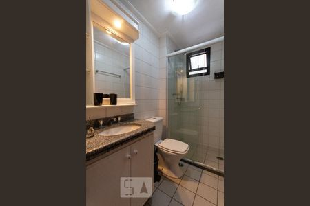 Banheiro de apartamento para alugar com 2 quartos, 70m² em Vila Andrade, São Paulo