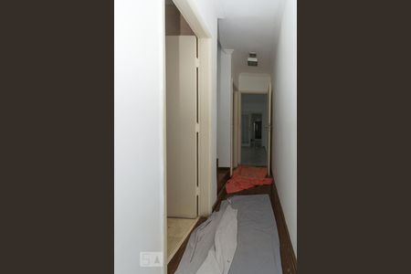 Corredor de casa para alugar com 4 quartos, 210m² em Vila Paulista, São Paulo
