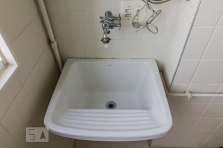 Tanque de apartamento à venda com 2 quartos, 55m² em Vila Endres, Guarulhos