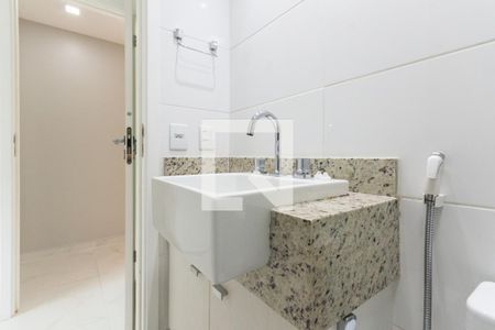 Apartamento à venda com 65m², 2 quartos e 2 vagasBanheiro Suíte 1