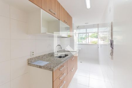 Apartamento à venda com 65m², 2 quartos e 2 vagasCozinha e Área de Serviço
